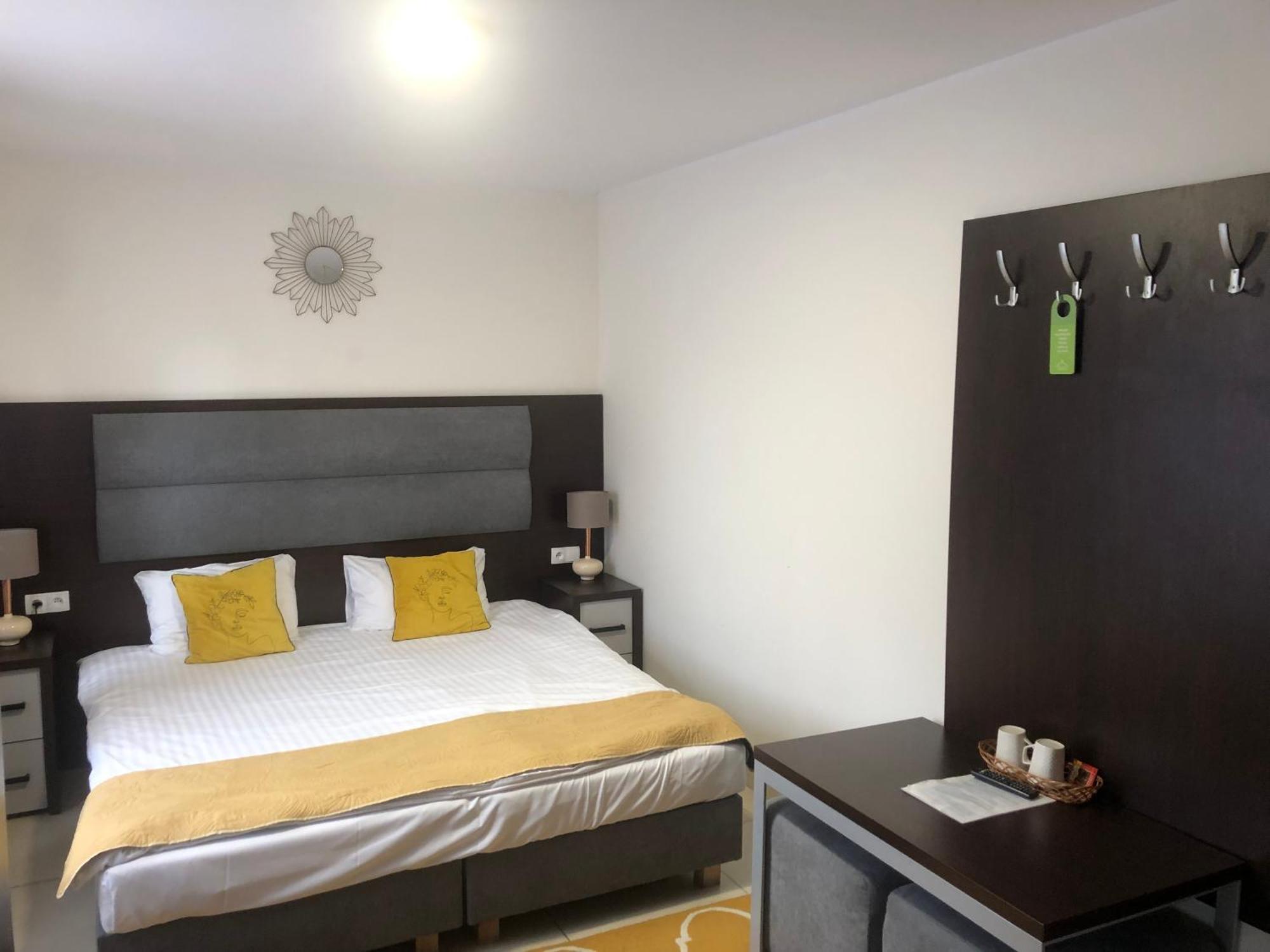 Apartamenty Wakacyjna Wioska Ngo 20M Od Suntago Мщонув Экстерьер фото